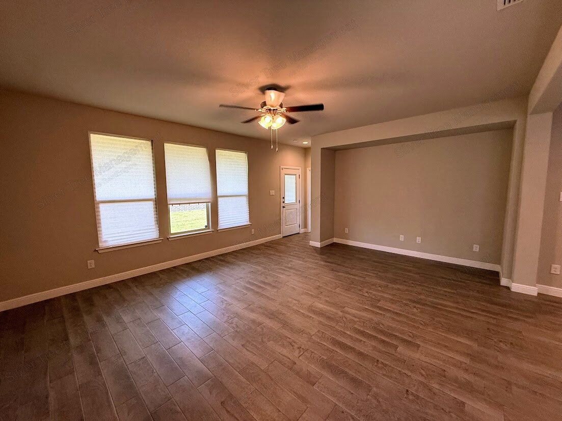 Beautiful, spacious 4-bedroom home in Northwest ISD! property image