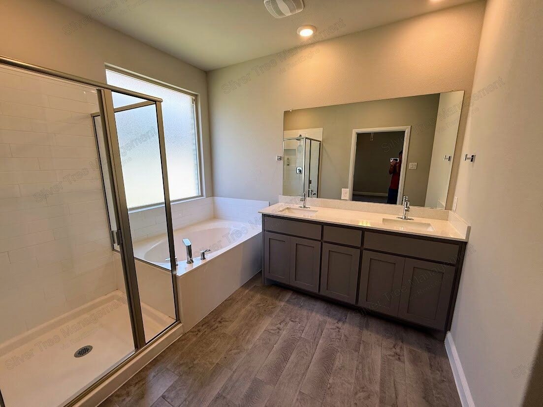 Beautiful, spacious 4-bedroom home in Northwest ISD! property image