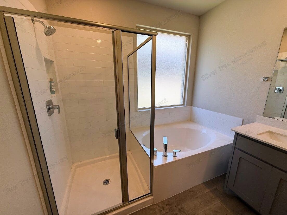 Beautiful, spacious 4-bedroom home in Northwest ISD! property image