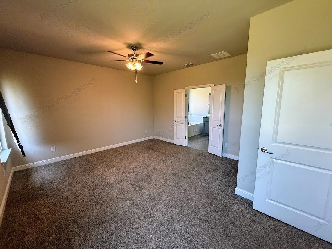 Beautiful, spacious 4-bedroom home in Northwest ISD! property image
