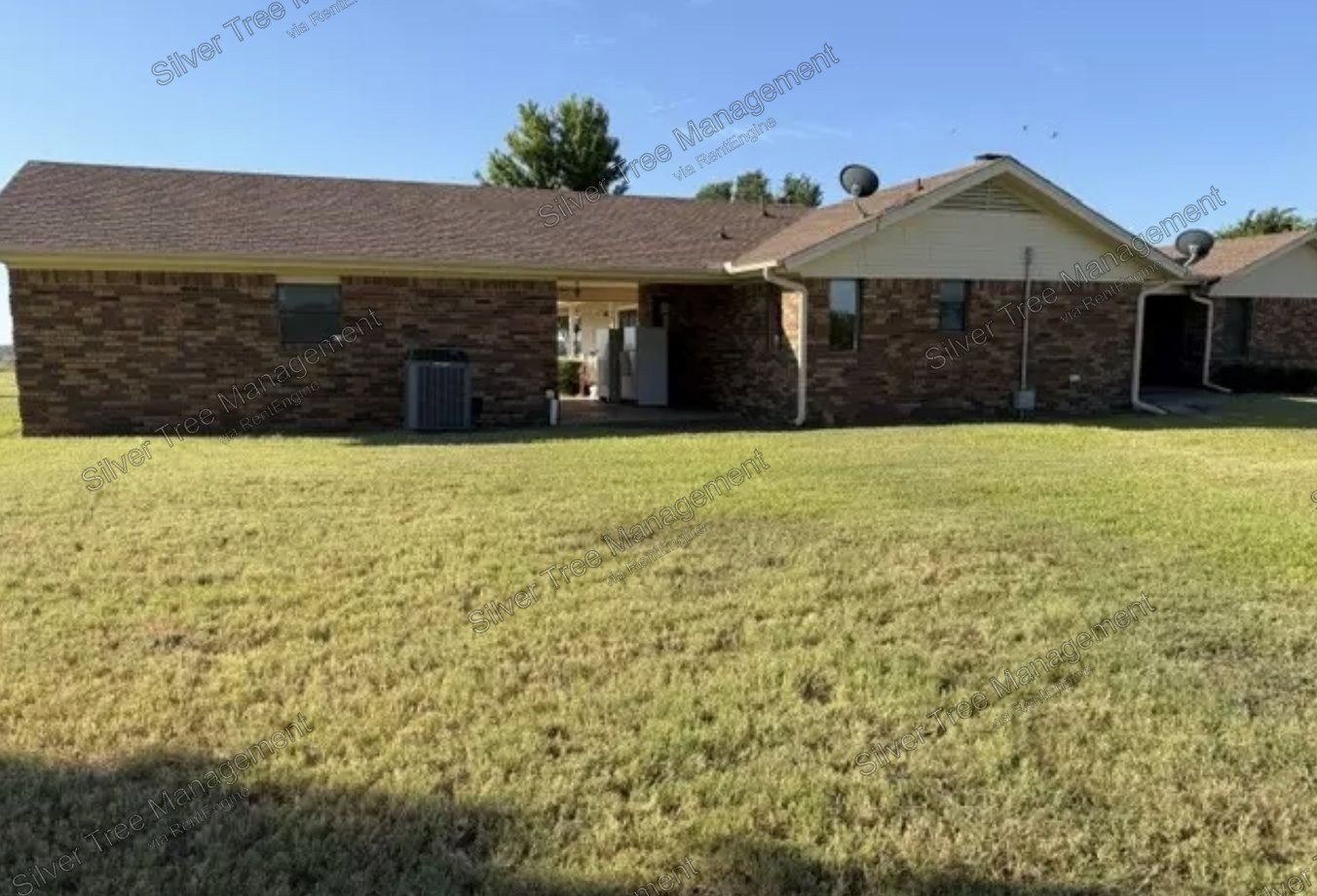 Ask About Our No Security Deposit Option! Spacious 4 Bedroom, 3.5 Bath Home with Cozy Fireplace and Classic Charm. property image