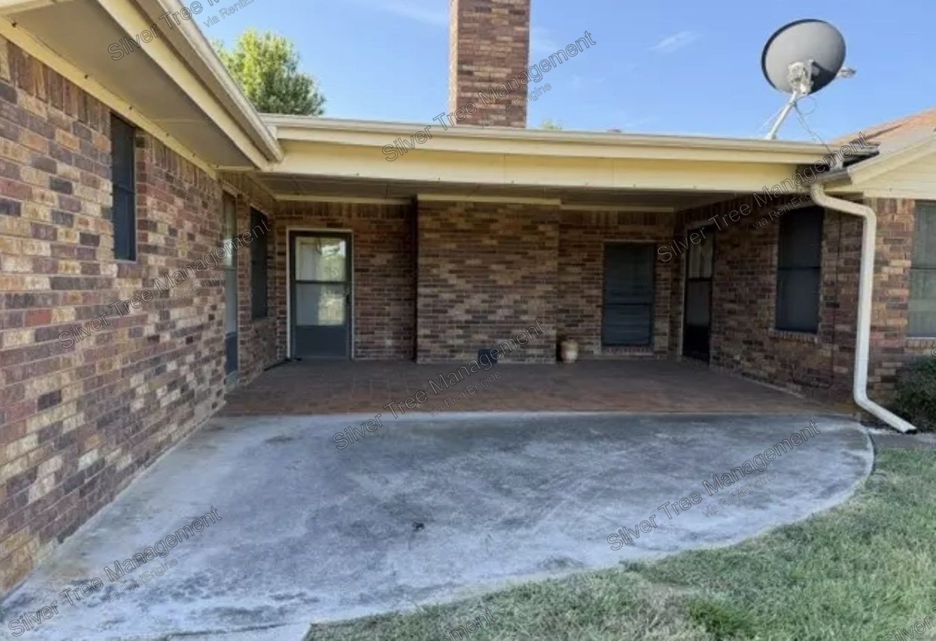 Ask About Our No Security Deposit Option! Spacious 4 Bedroom, 3.5 Bath Home with Cozy Fireplace and Classic Charm. property image