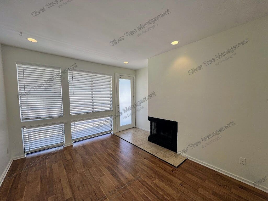 Move in with less money down — ask about our no-security-deposit option! property image