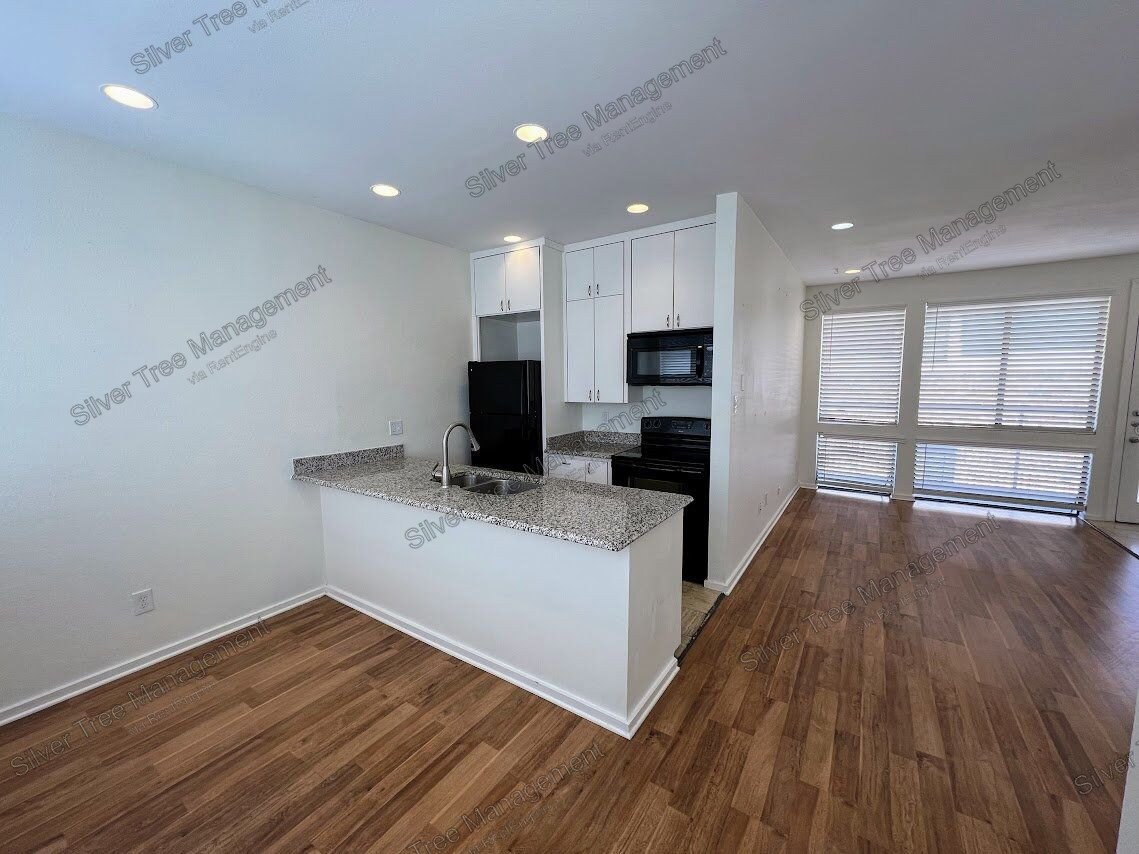 Move in with less money down — ask about our no-security-deposit option! property image