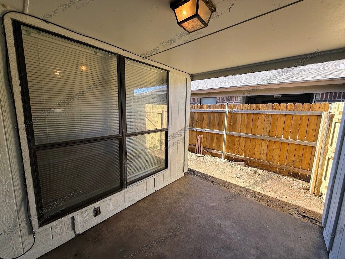 Ask about our NO security deposit - Check out this well-maintained 2-bedroom, 2-bathroom home! property image