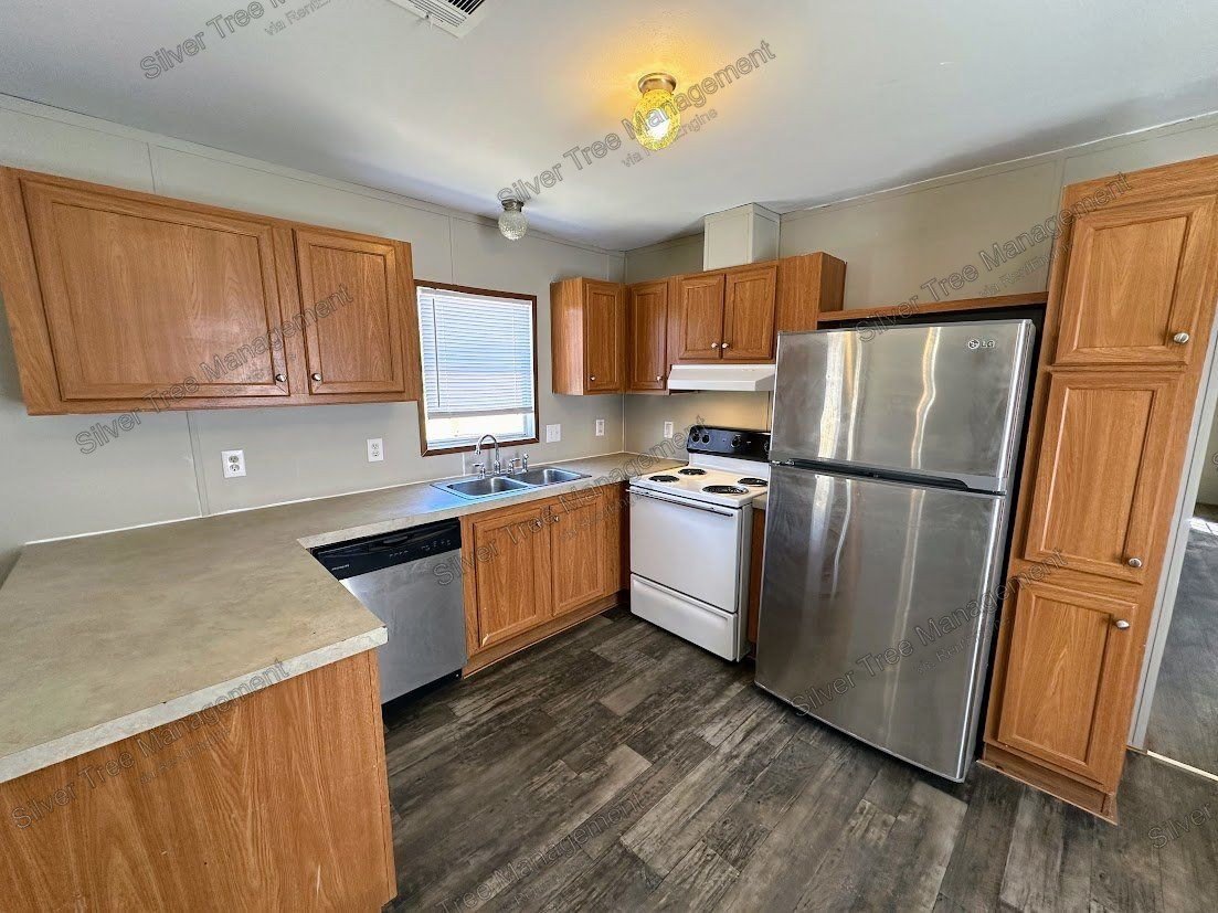Ask about our no Security deposit!  3 Bed, 2 Bath property image