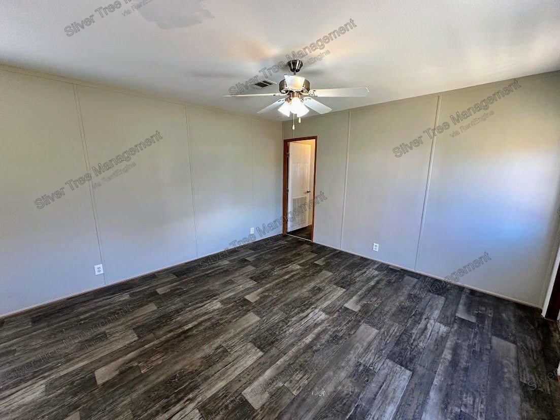 Ask about our no Security deposit!  3 Bed, 2 Bath property image