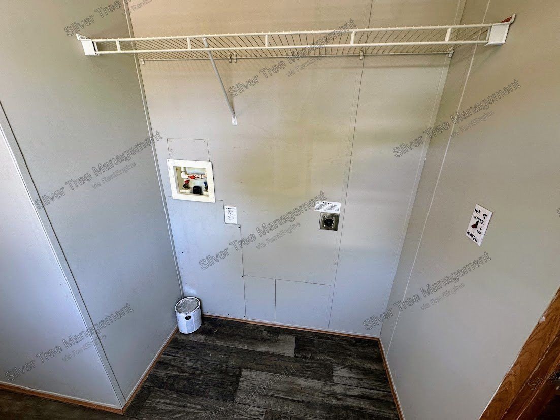 Ask about our no Security deposit!  3 Bed, 2 Bath property image