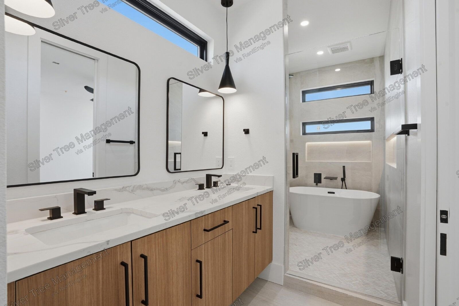 Welcome to this brand-new modern townhome! Move in with no security deposit! Ask us how to qualify. property image