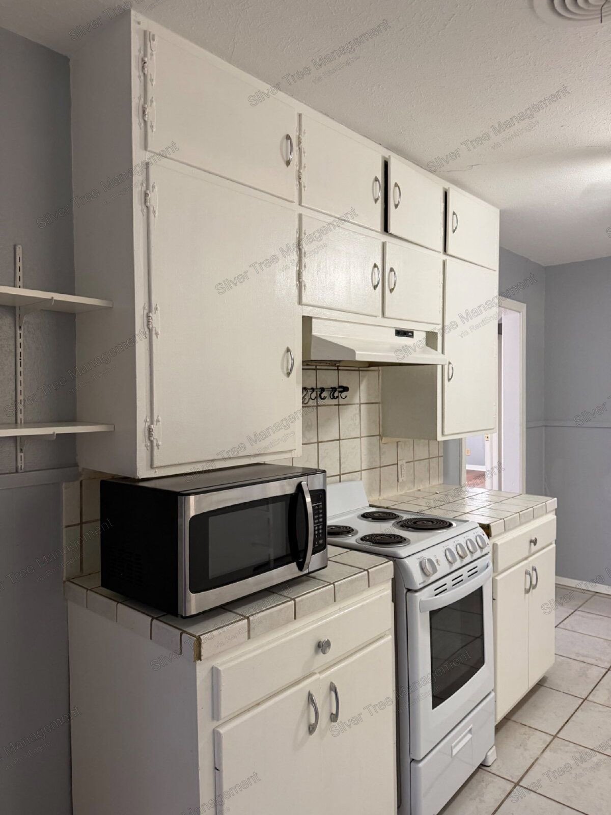 Charming 3-Bedroom Home in Bowie with Spacious Yard. property image