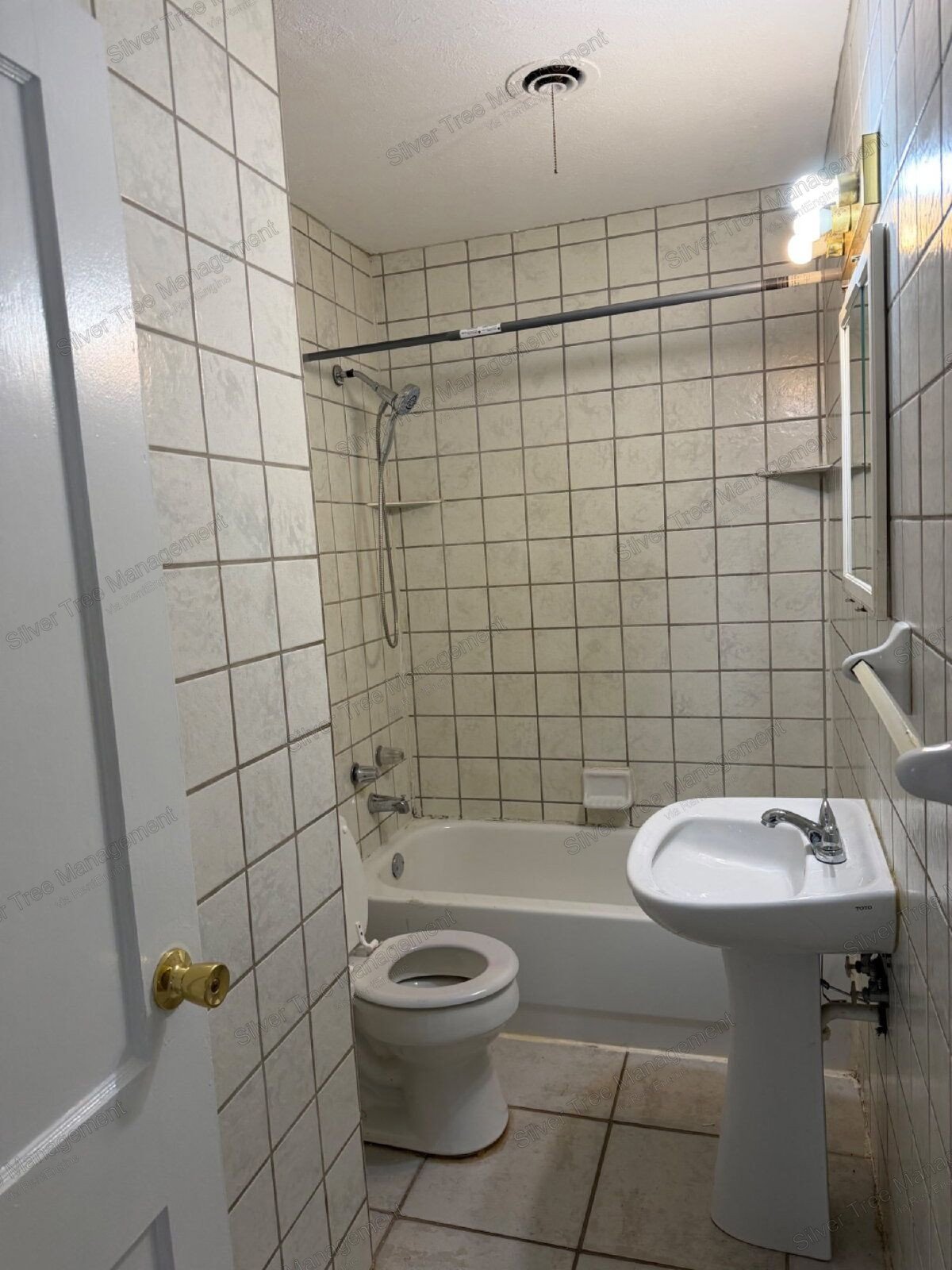 Charming 3-Bedroom Home in Bowie with Spacious Yard. property image