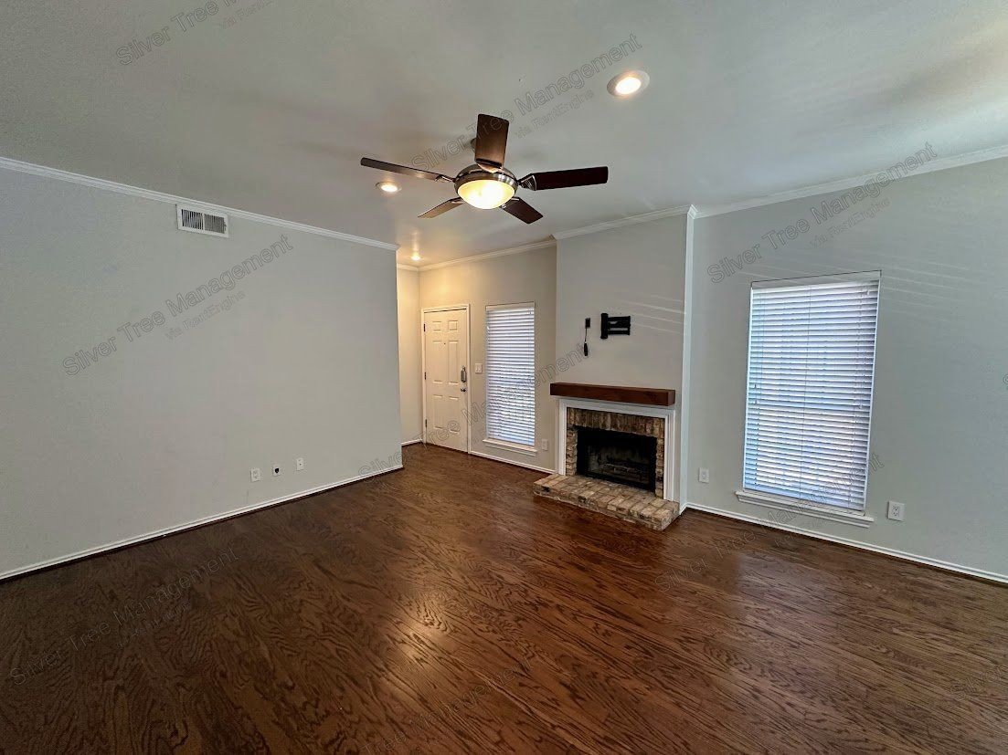 Covered Off-Street Parking!   Ask about our NO SECURITY DEPOSIT Option. property image
