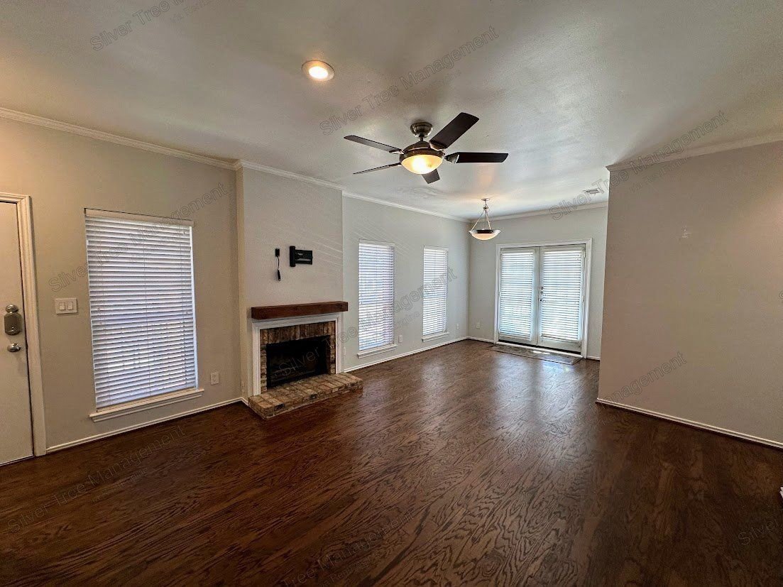 Covered Off-Street Parking!   Ask about our NO SECURITY DEPOSIT Option. property image