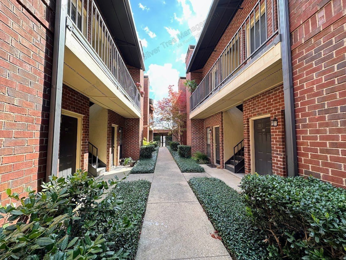 Covered Off-Street Parking!   Ask about our NO SECURITY DEPOSIT Option. property image