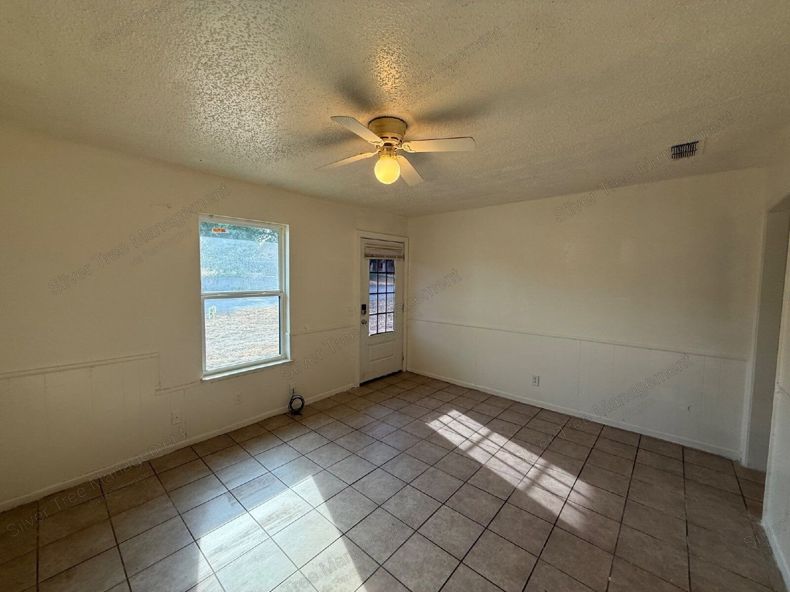 Comfortable 1-Bedroom Apartment in Bowie – Available Now! property image