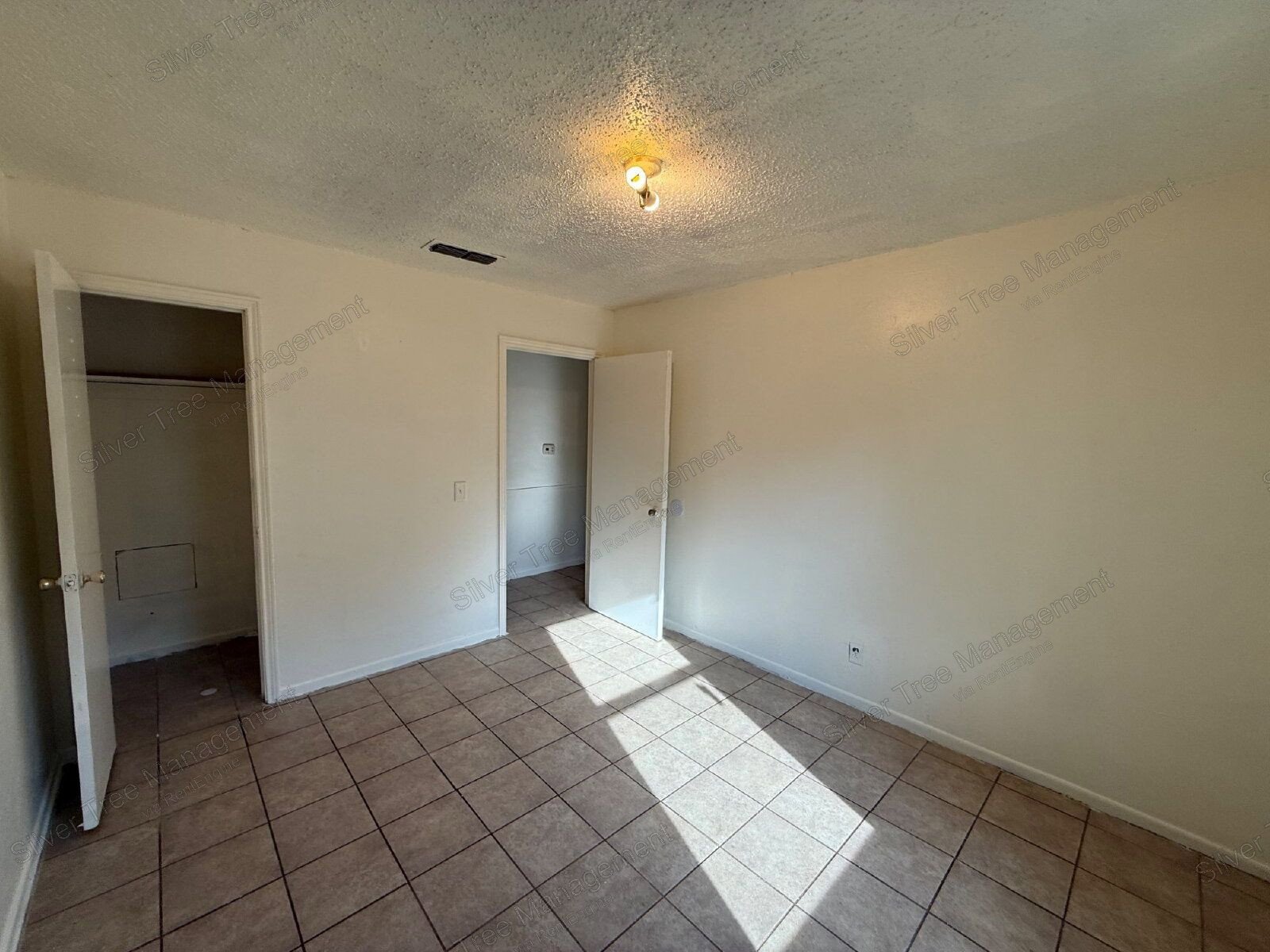 Comfortable 1-Bedroom Apartment in Bowie – Available Now! property image