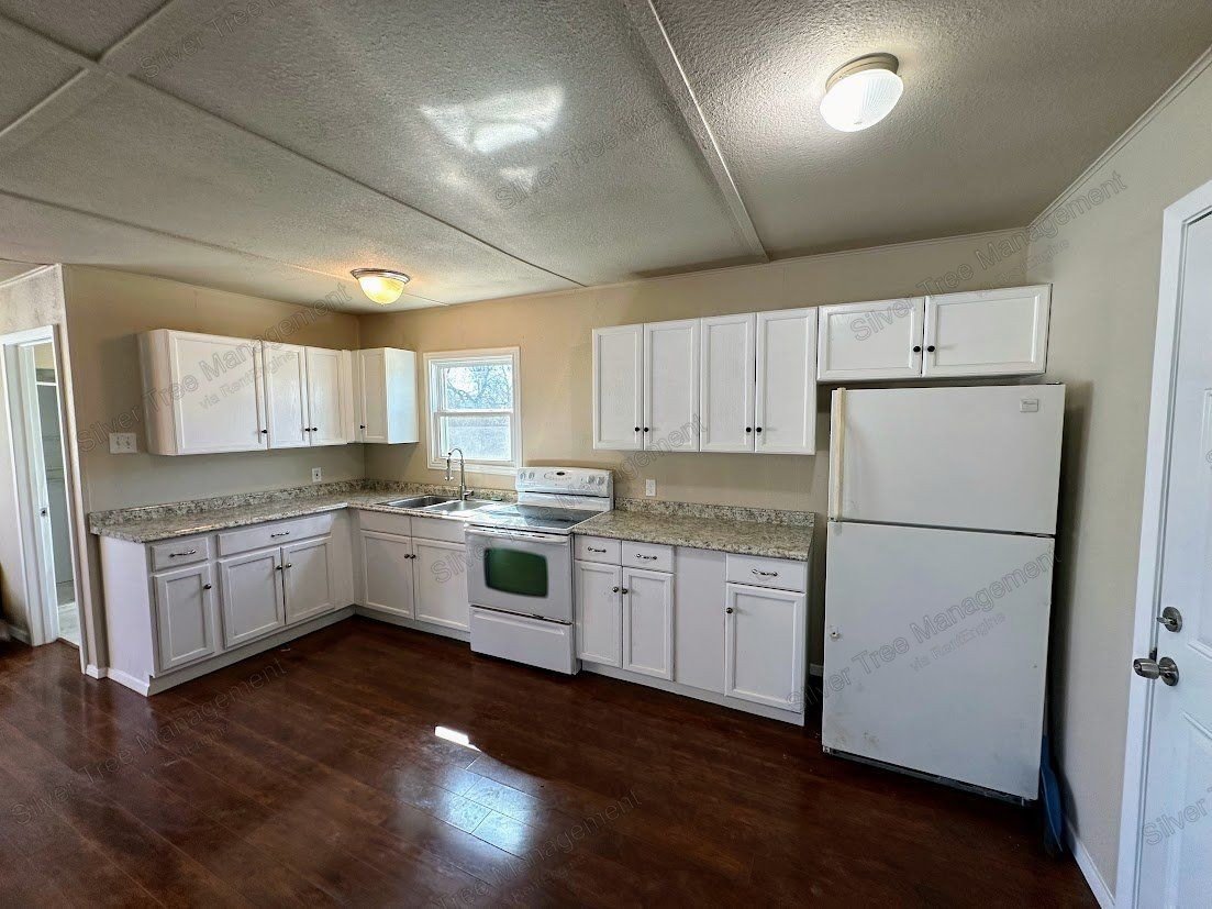 This 2-bedroom 1-bath home offers spacious living! property image